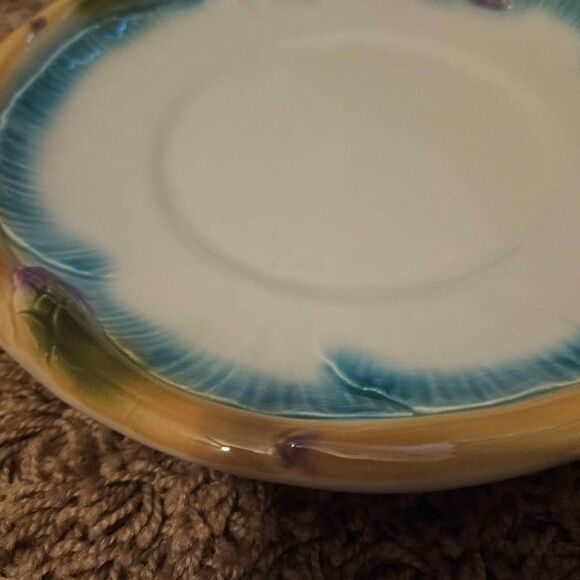 Williams Sonoma Majolica Asparagus 9" Plate Made in Italy - Picture 2 of 5